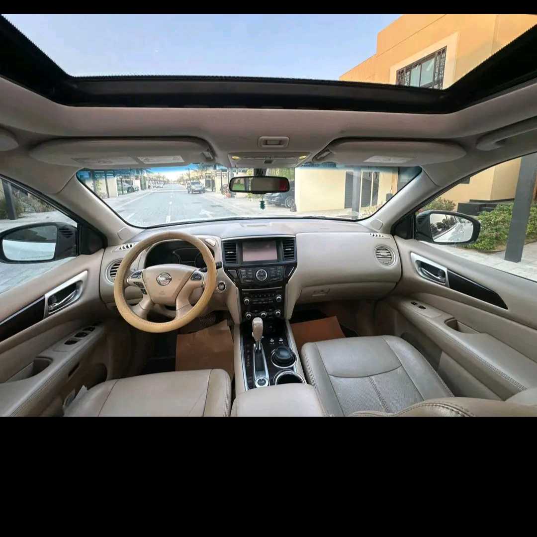 Car Image 2014 NISSAN PATHFINDER SL