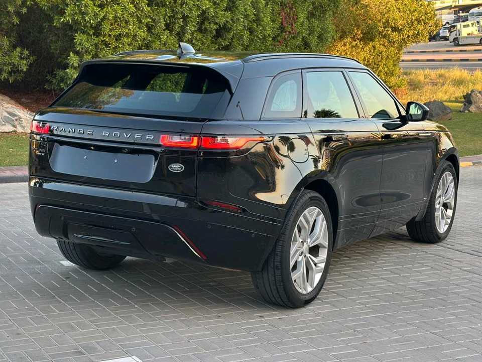 Car Image 2020 LAND ROVER VELAR 