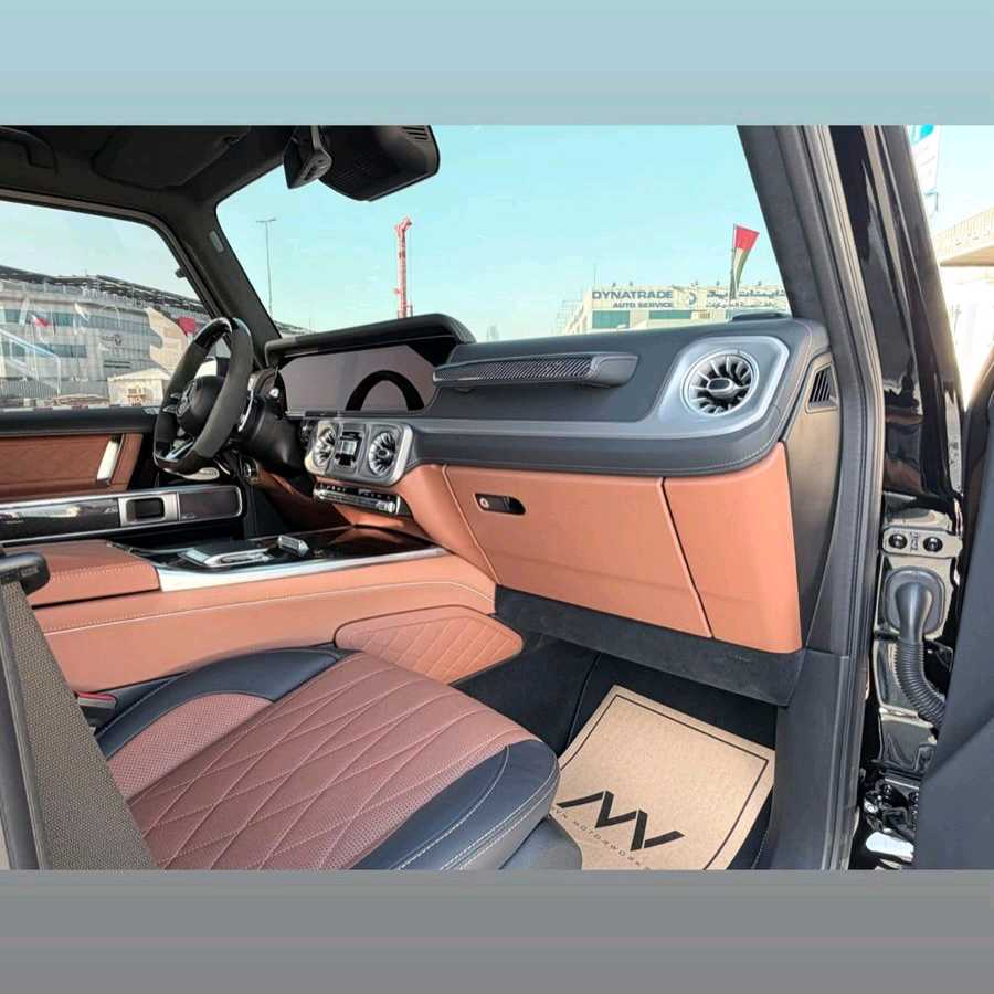 Car Image 2025 MERCEDES G CLASS 63