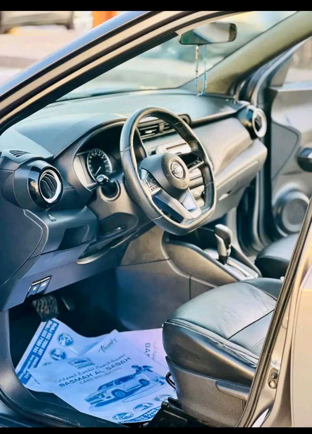Car Image 2017 NISSAN KICKS 