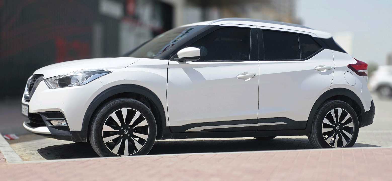 Car Image 2018 NISSAN KICKS 