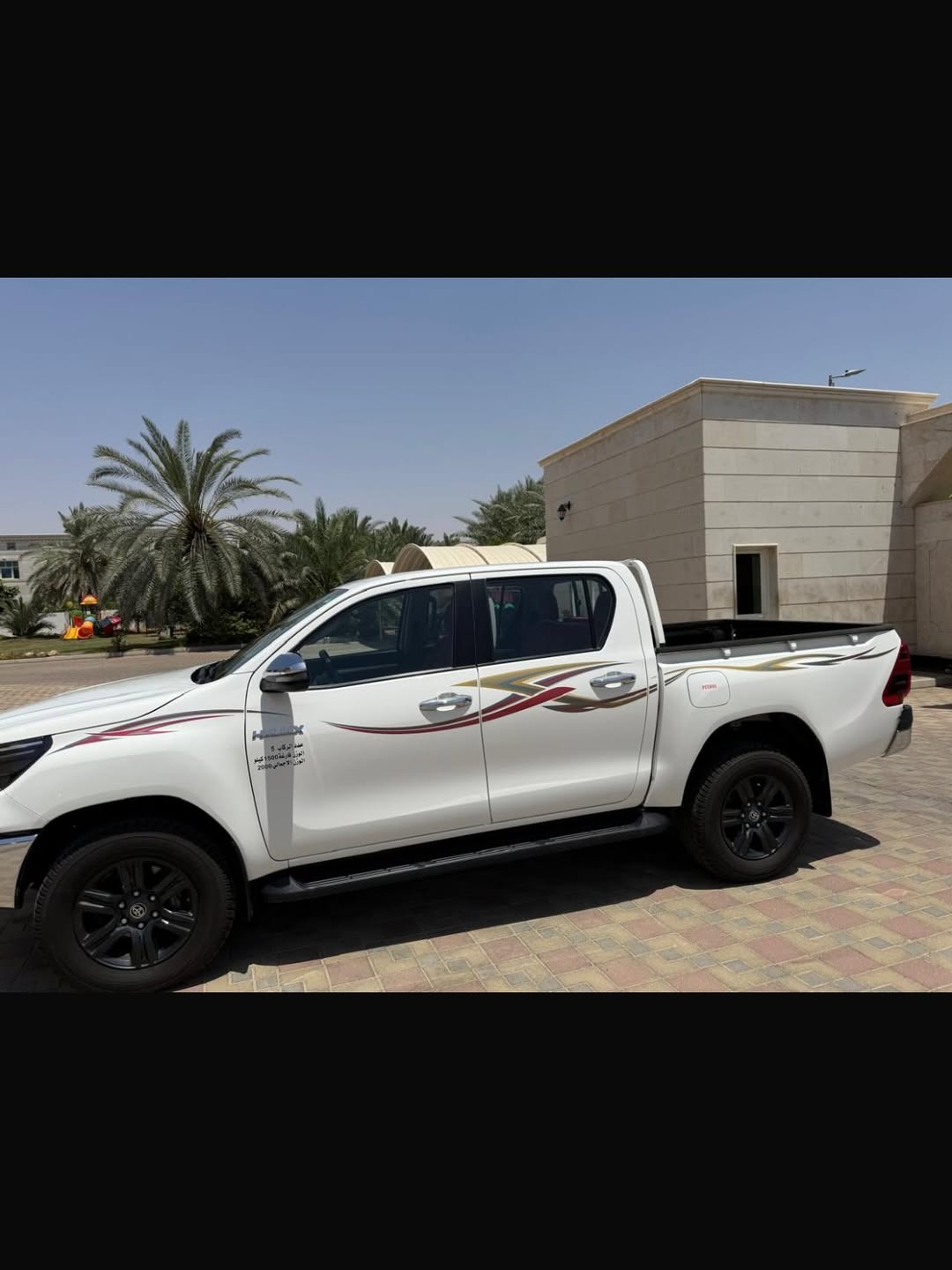Car Image 2025 TOYOTA HILUX 2.7