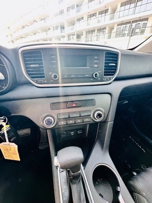 Car Image 2019 KIA SPORTAGE 