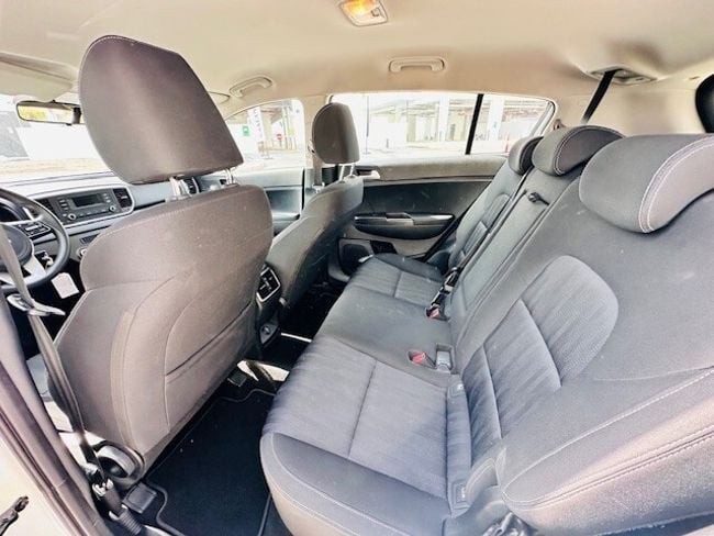 Car Image 2019 KIA SPORTAGE 