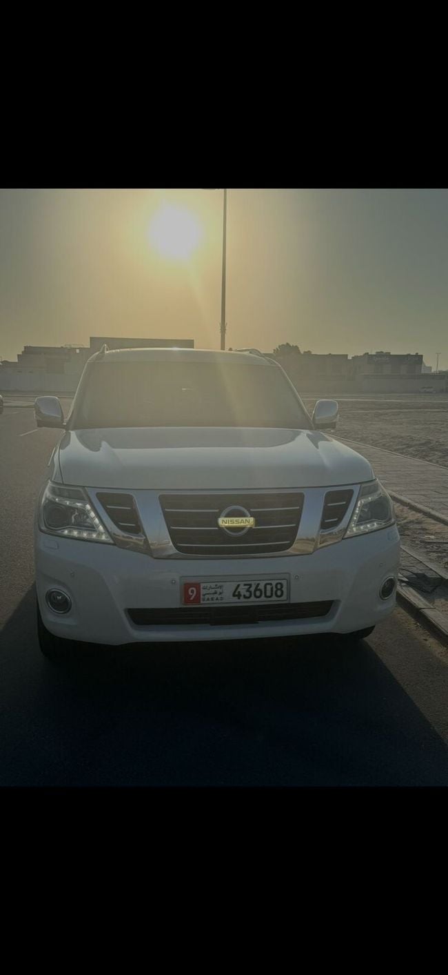 Car Image 2014 NISSAN PATROL Platinum