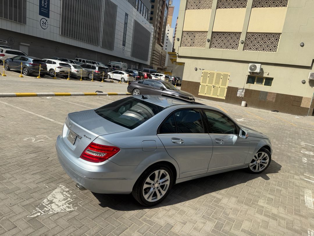Car Image 2014 MERCEDES C Class 300