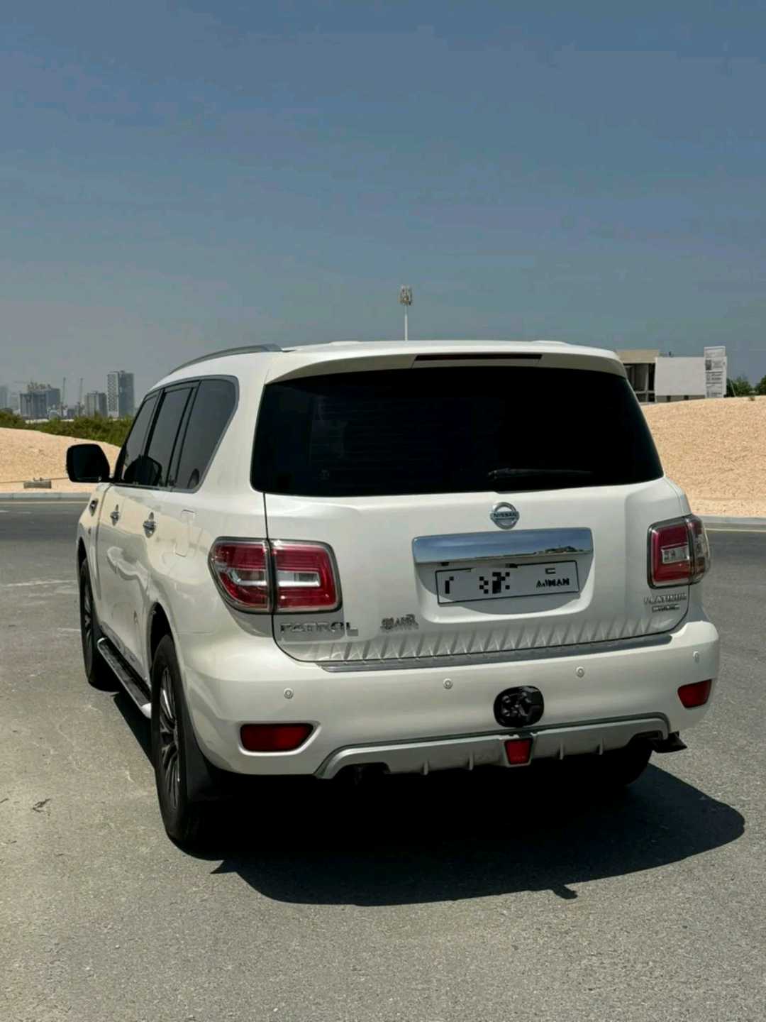 Car Image 2016 NISSAN PATROL Platinum