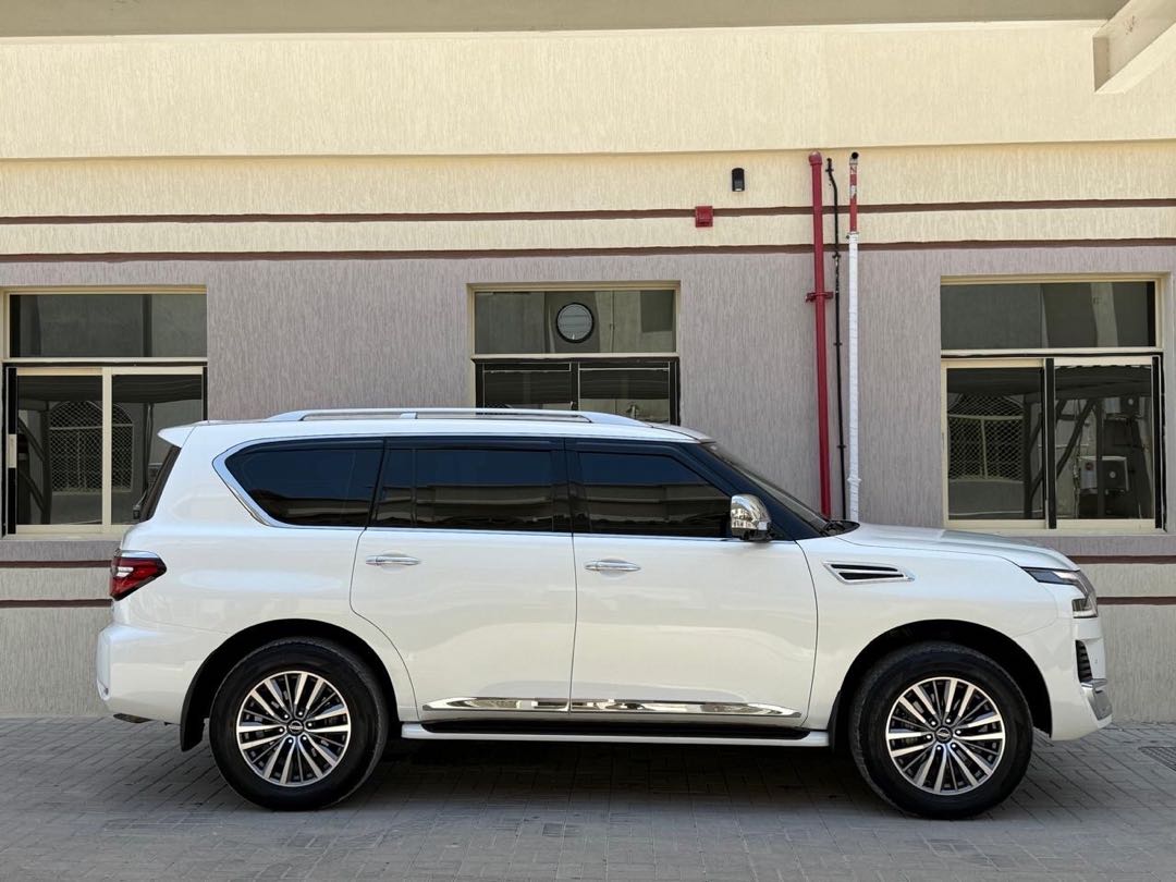 Car Image 2021 NISSAN PATROL Platinum