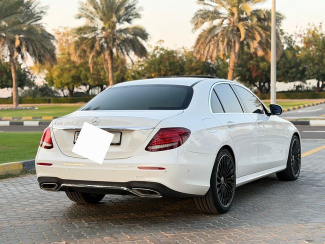 Car Image 2019 MERCEDES E Class 200