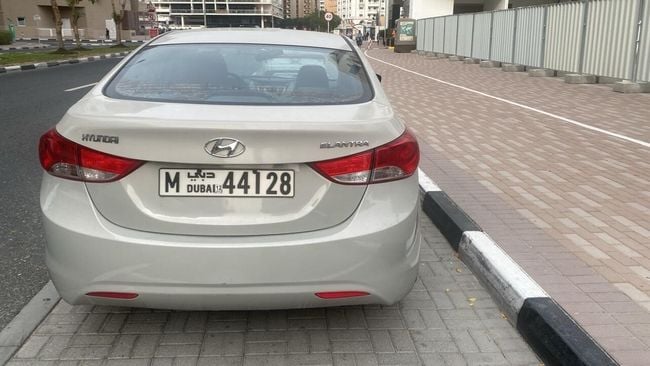 Car Image 2013 HYUNDAI ELANTRA GLS