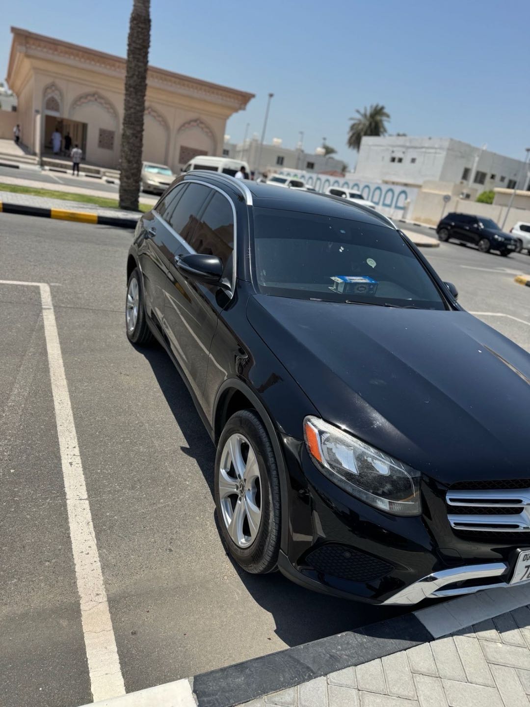 Car Image 2018 MERCEDES GLC CLASS 