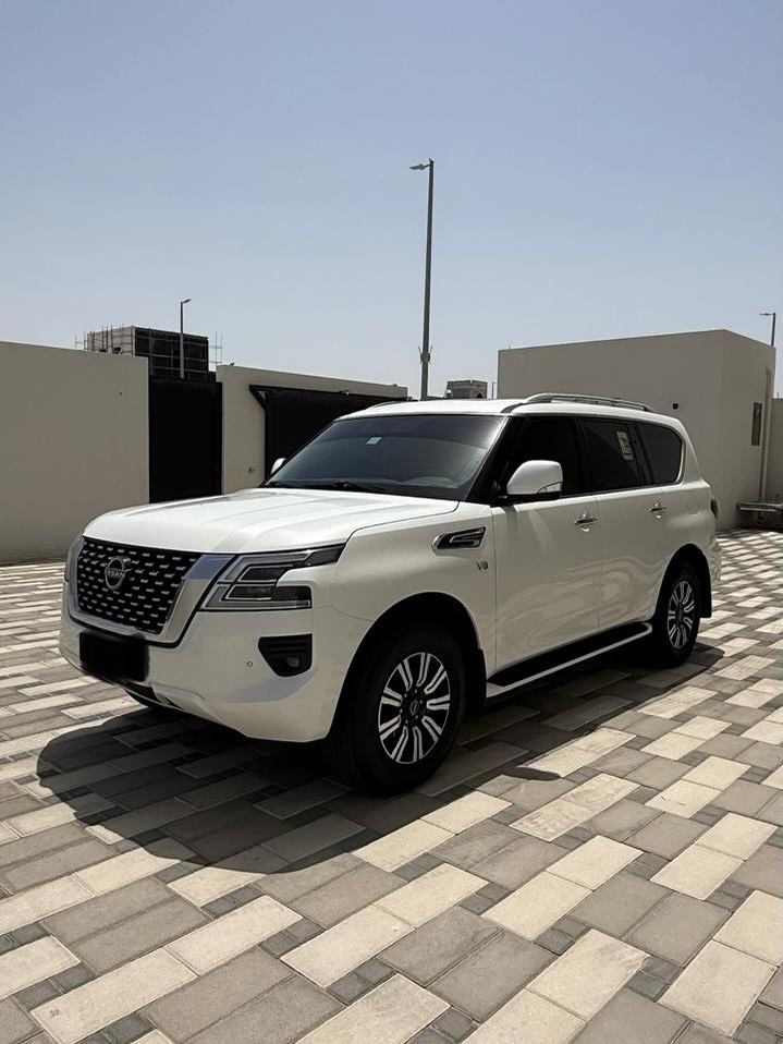 Car Image 2024 NISSAN PATROL LE
