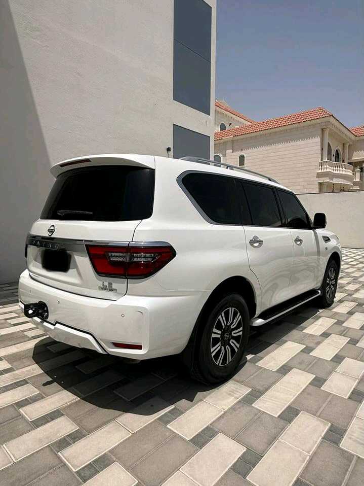 Car Image 2024 NISSAN PATROL LE