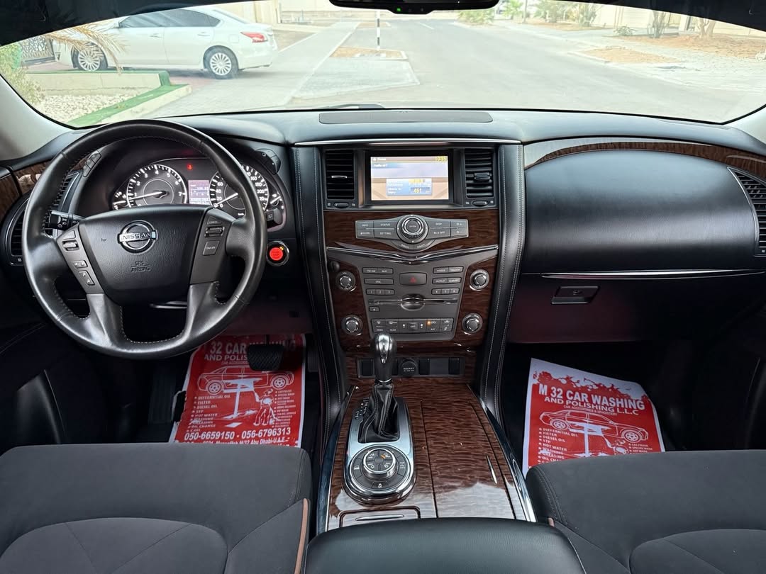 Car Image 2016 NISSAN PATROL SE