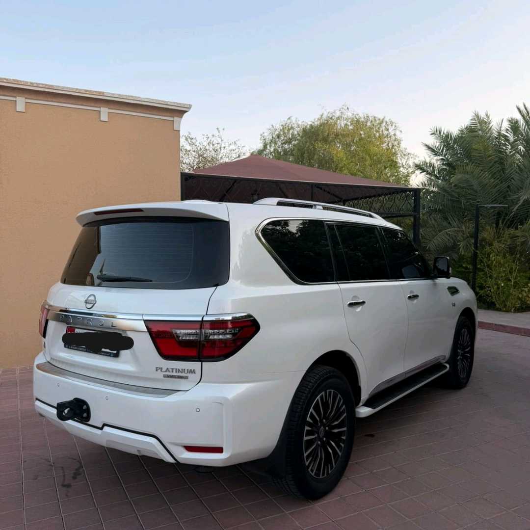 Car Image 2024 NISSAN PATROL Platinum
