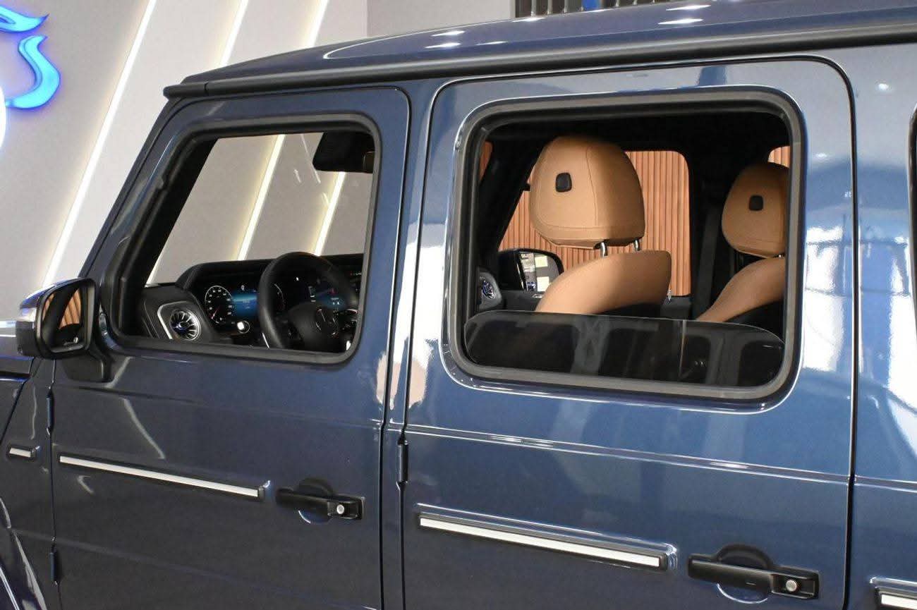 Car Image 2025 MERCEDES G CLASS 550