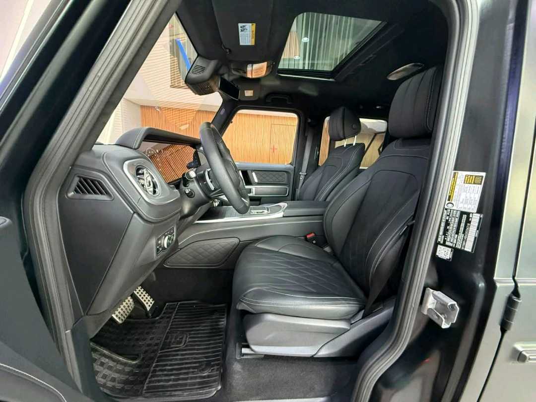 Car Image 2025 MERCEDES G CLASS 550