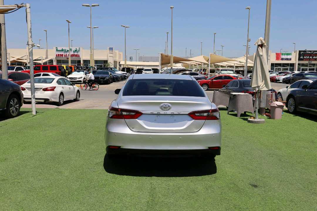 Car Image 2023 TOYOTA CAMRY XLE
