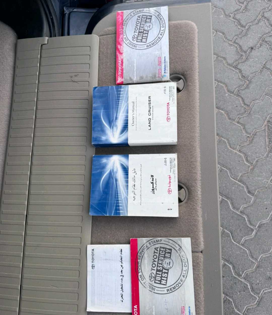 Car Image 2011 TOYOTA LAND CRUISER VX.R