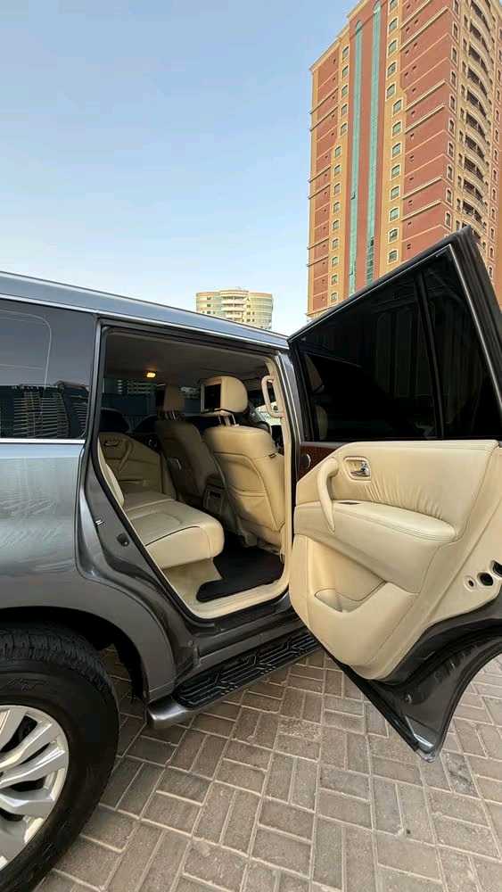 Car Image 2017 NISSAN PATROL SE