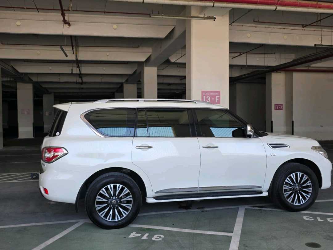 Car Image 2015 NISSAN PATROL Platinum