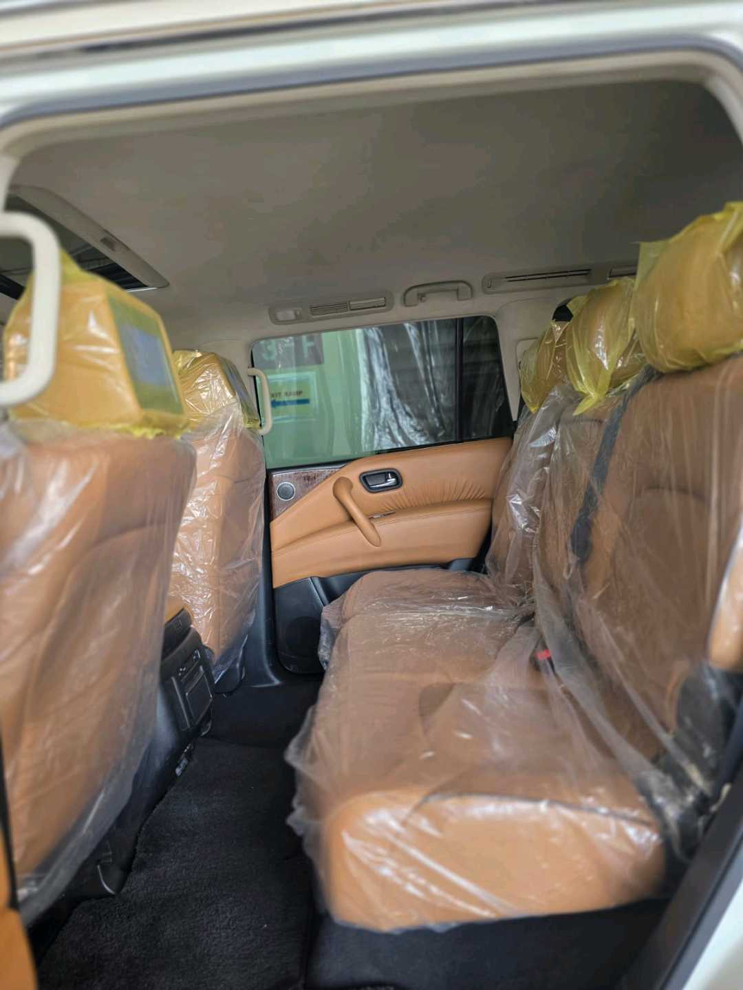 Car Image 2015 NISSAN PATROL Platinum