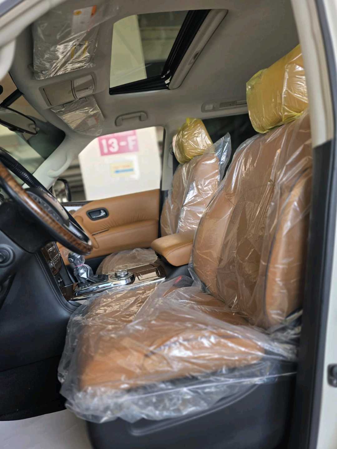 Car Image 2015 NISSAN PATROL Platinum
