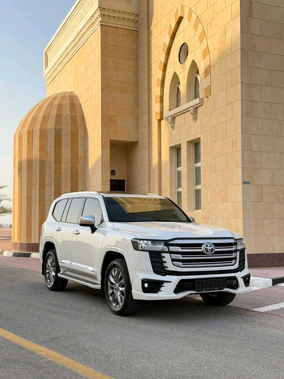 Car Image 2025 TOYOTA LAND CRUISER VX.R