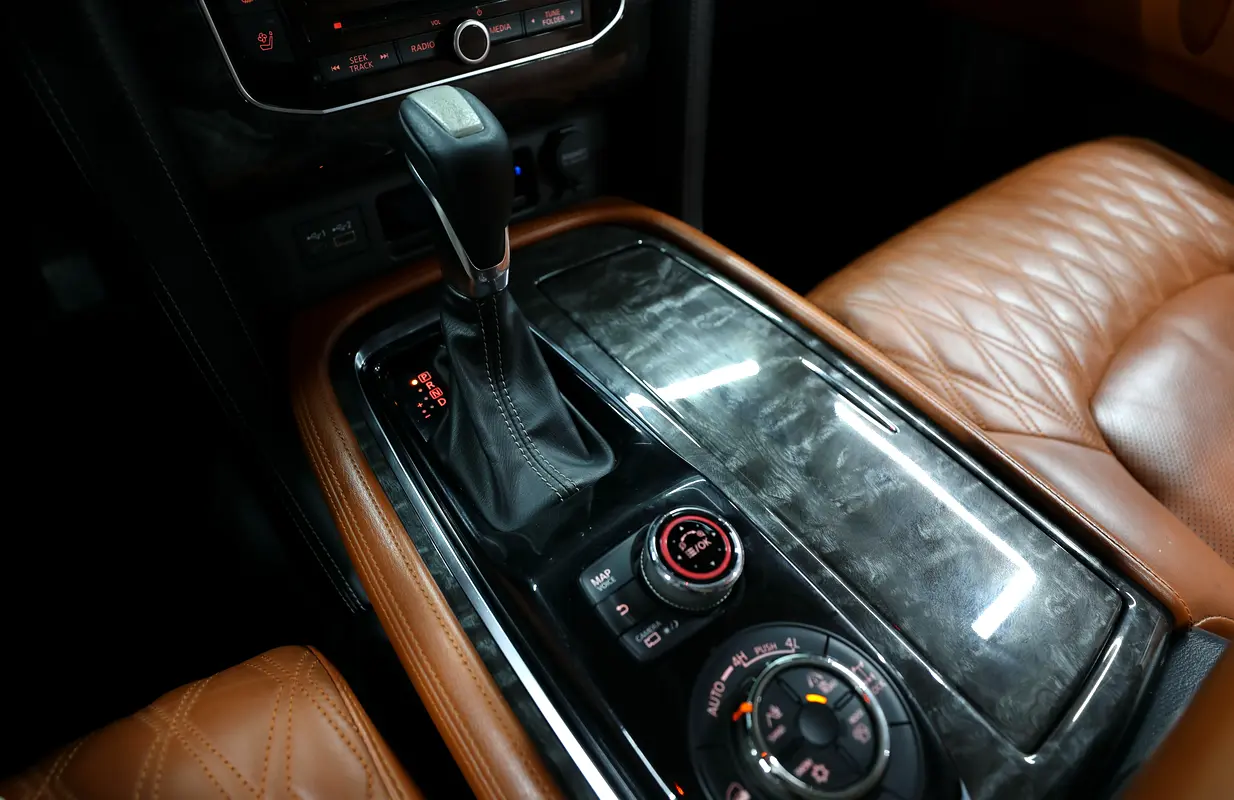 Car Image 2021 NISSAN PATROL Platinum