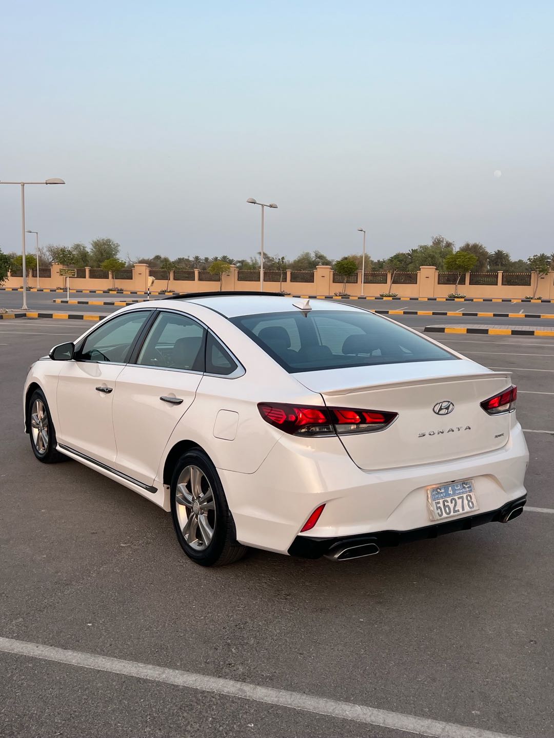 Car Image 2018 HYUNDAI SONATA SPORT