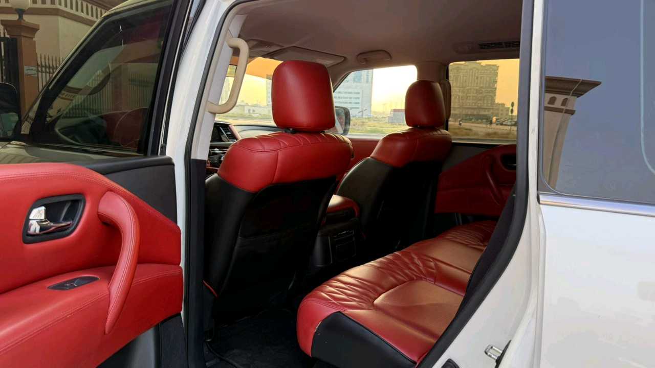 Car Image 2019 NISSAN PATROL SE