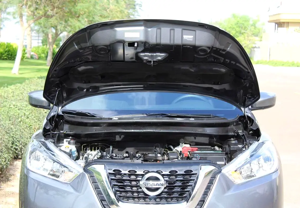 Car Image 2019 NISSAN KICKS 