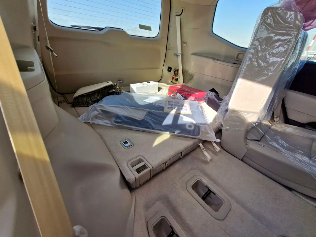 Car Image 2026 TOYOTA LAND CRUISER GX.R