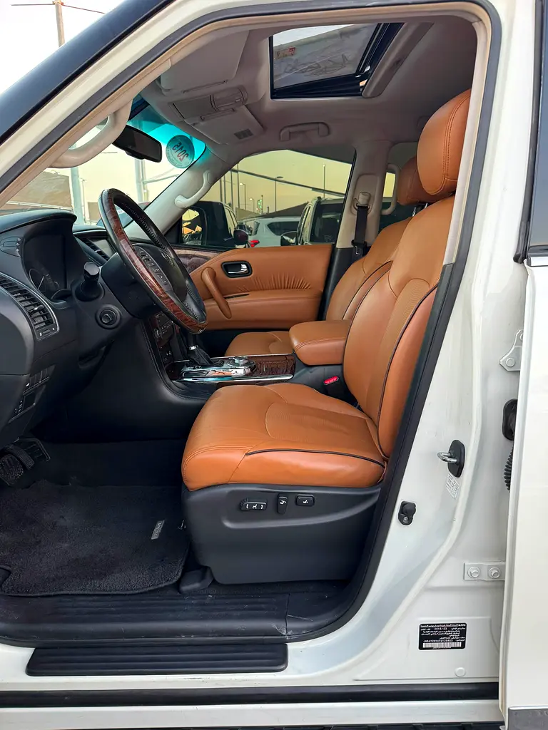 Car Image 2015 NISSAN PATROL Platinum
