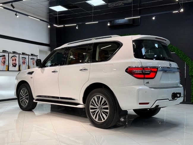 Car Image 2021 NISSAN PATROL Platinum
