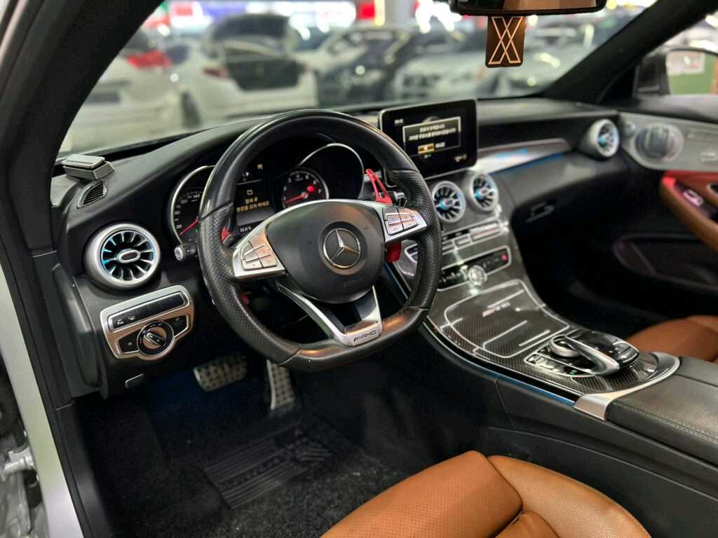 Car Image 2017 MERCEDES C Class 200