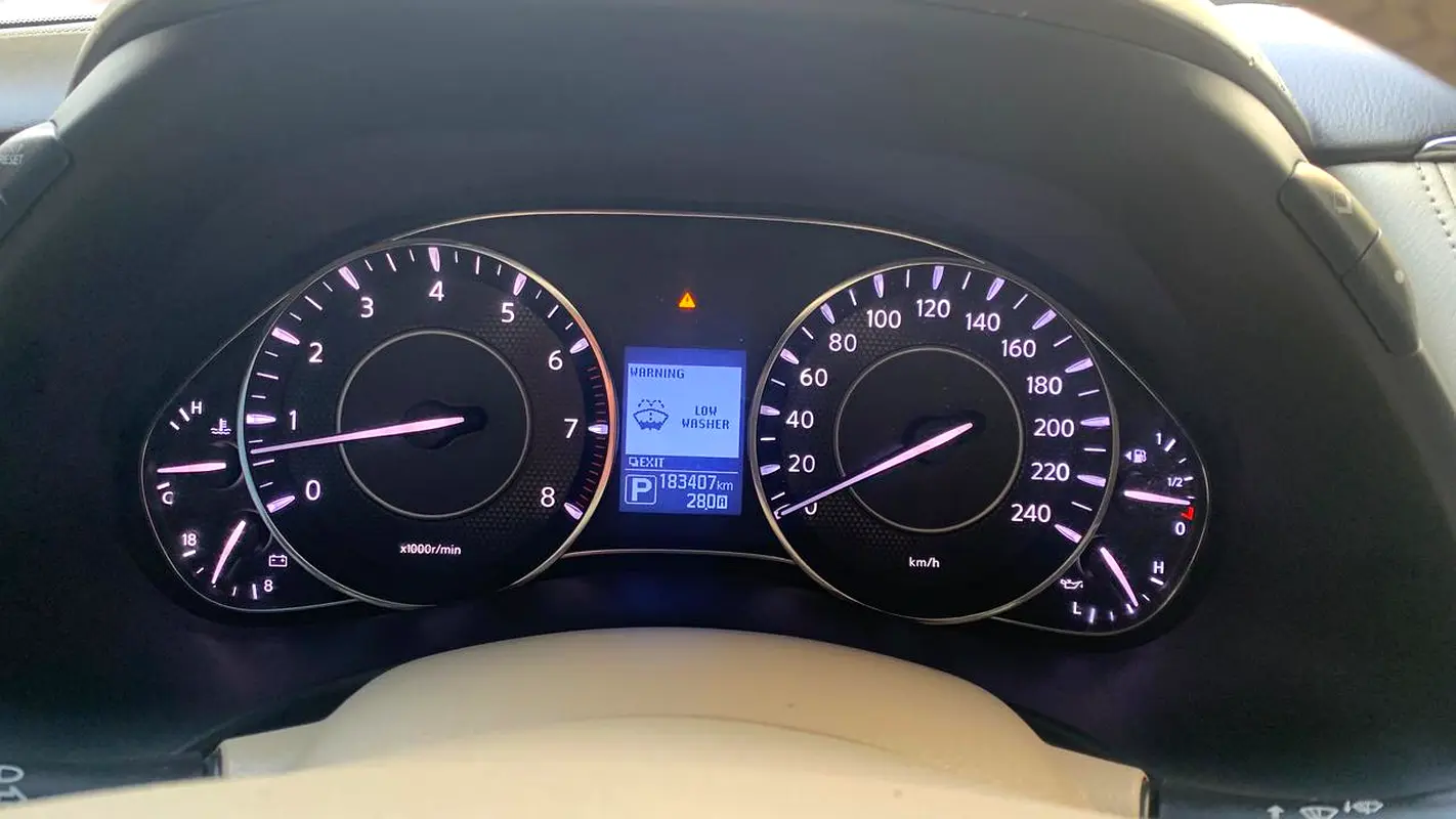 Car Image 2014 NISSAN PATROL SE