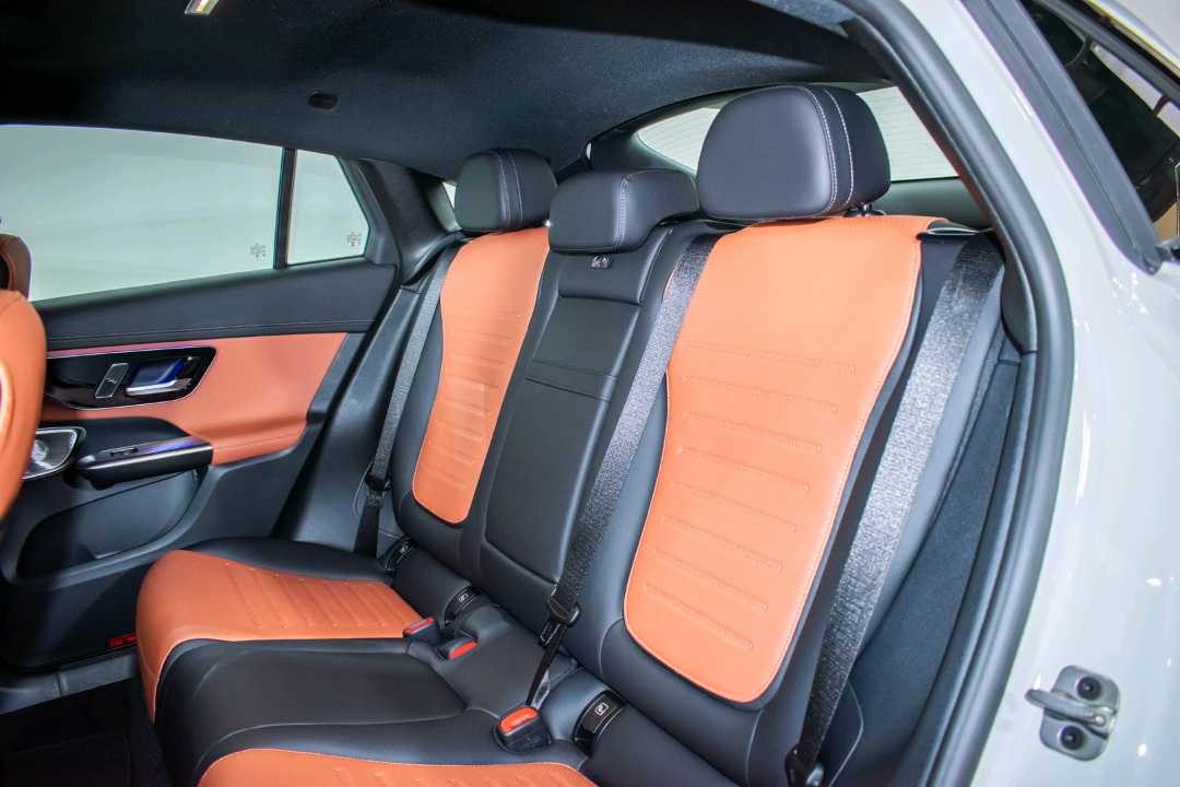 Car Image 2024 MERCEDES GLC CLASS 
