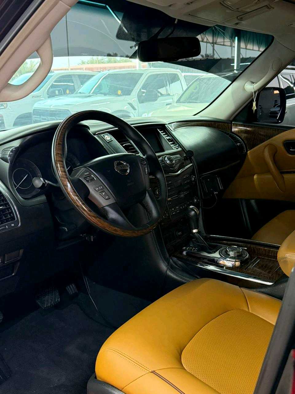 Car Image 2015 NISSAN PATROL SE
