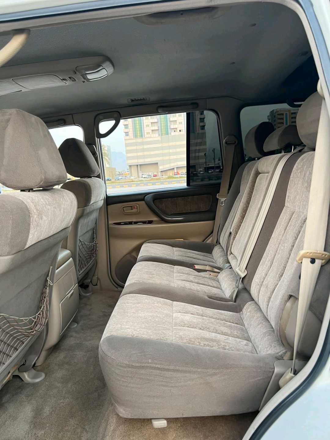 Car Image 1999 TOYOTA LAND CRUISER VX.R