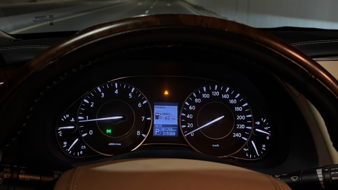 Car Image 2014 NISSAN PATROL SE
