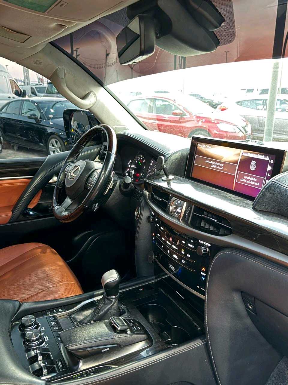 Car Image 2016 LEXUS LX 570