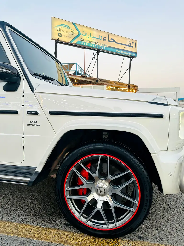 Car Image 2019 MERCEDES G CLASS 63
