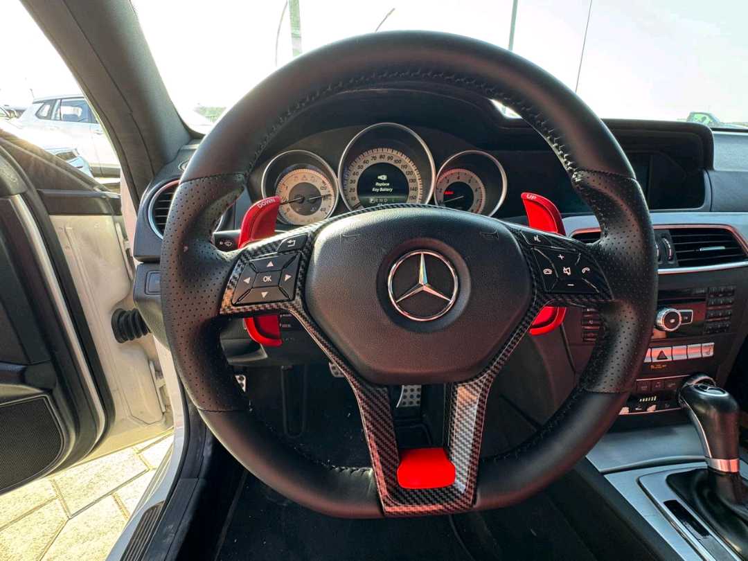Car Image 2014 MERCEDES C Class 250