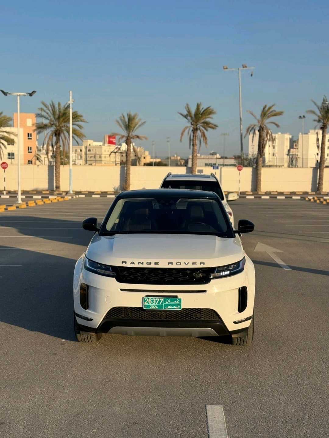 Car Image 2020 LAND ROVER EVOQUE 