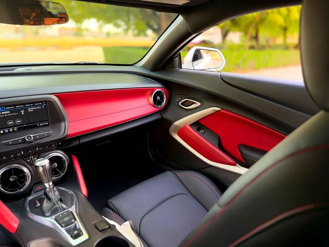 Car Image 2019 CHEVROLET CAMARO 