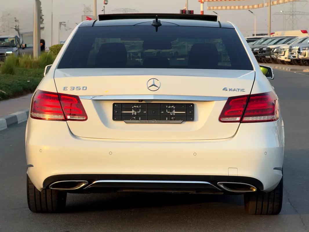 Car Image 2014 MERCEDES E Class 350