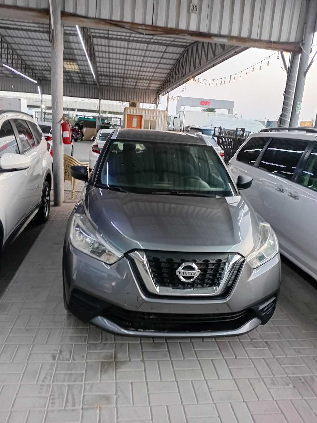 NISSAN KICKS  2018