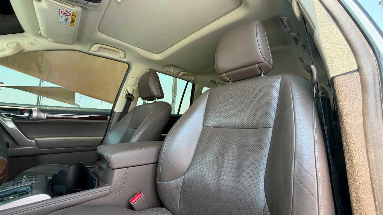 Car Image 2015 LEXUS GX 460