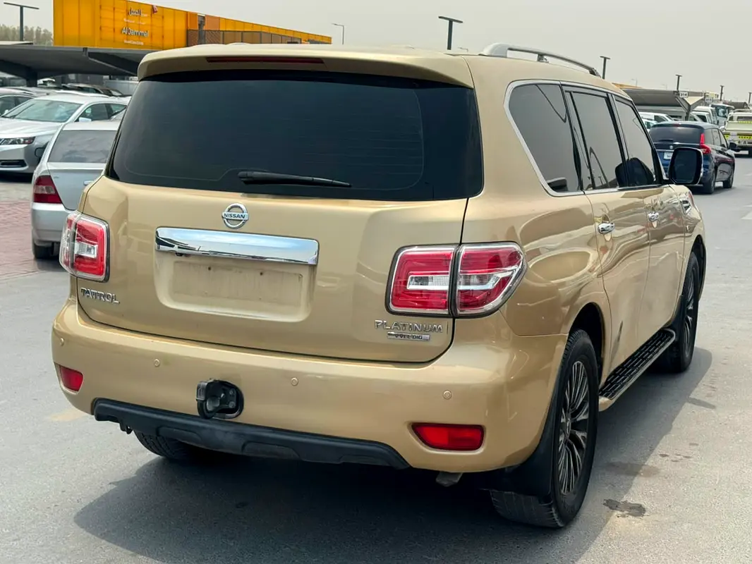 Car Image 2014 NISSAN PATROL SE